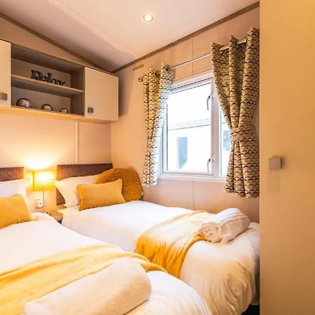 롯지 The Major Oak With Hot Tub