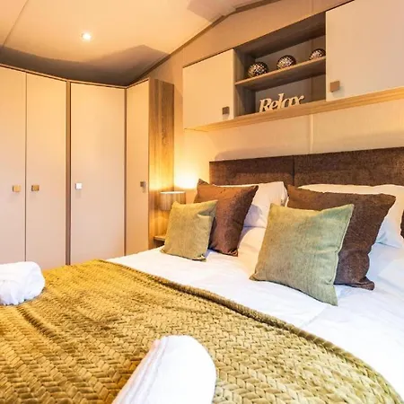 롯지 The Major Oak With Hot Tub