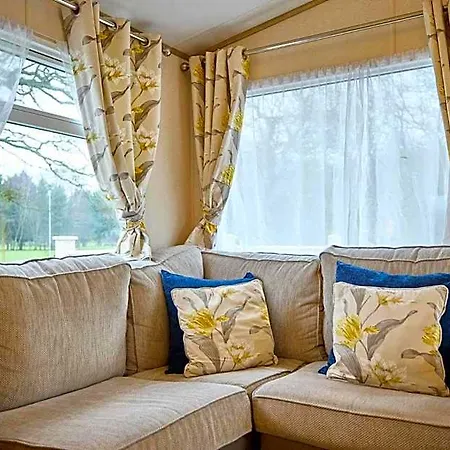Lodge The Major Oak With Hot Tub *