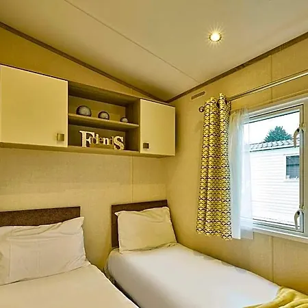 The Major Oak With Hot Tub Lodge *