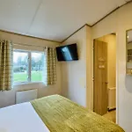 Lodge The Major Oak With Hot Tub