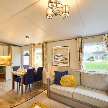 Lodge The Major Oak With Hot Tub